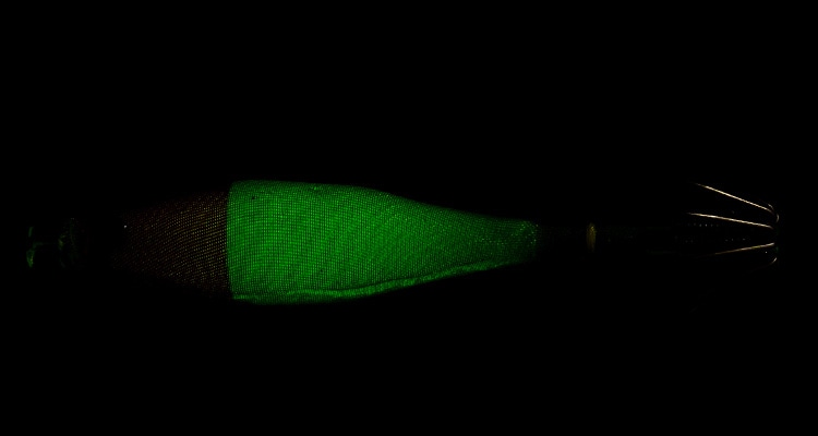 002 赤緑 発光