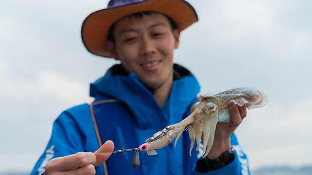 イカ釣り入門者必見！漁港・防波堤のコウイカ釣り　エサ選び編